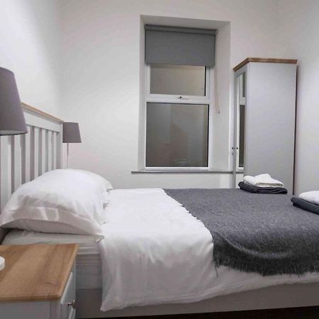 White Hall Portrush Buitenkant foto
