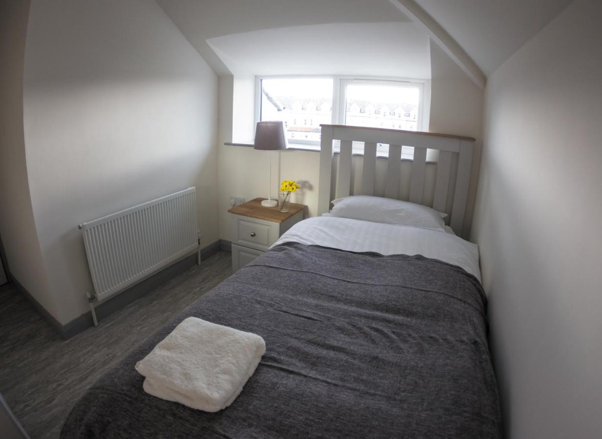 White Hall Portrush Buitenkant foto