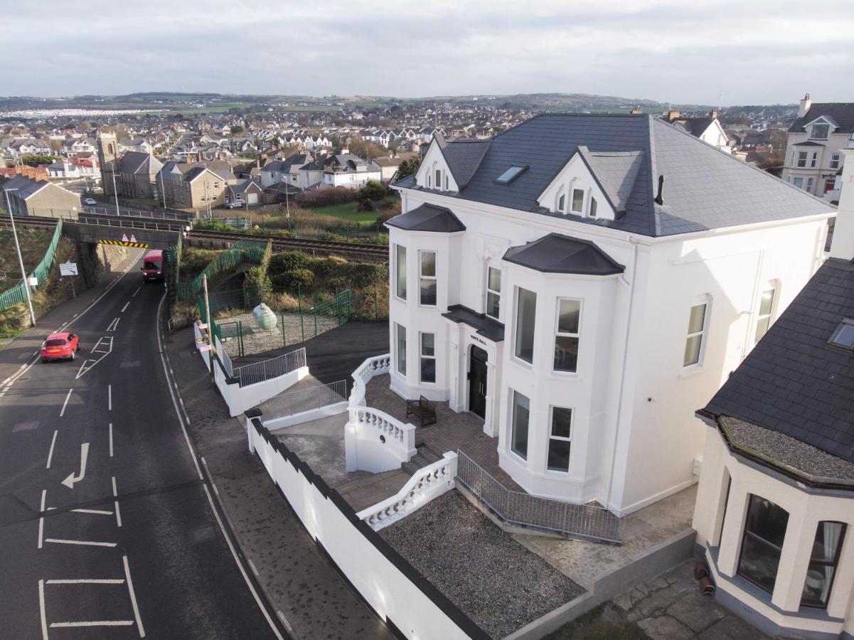 White Hall Portrush Buitenkant foto