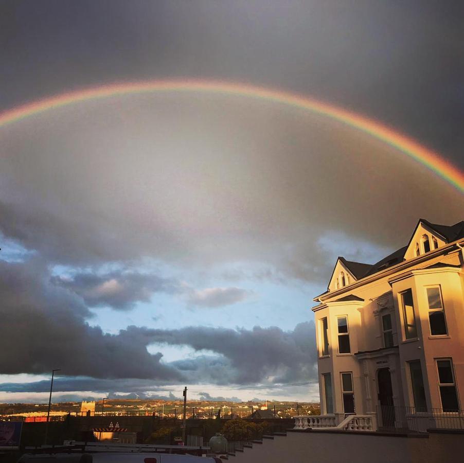 White Hall Portrush Buitenkant foto