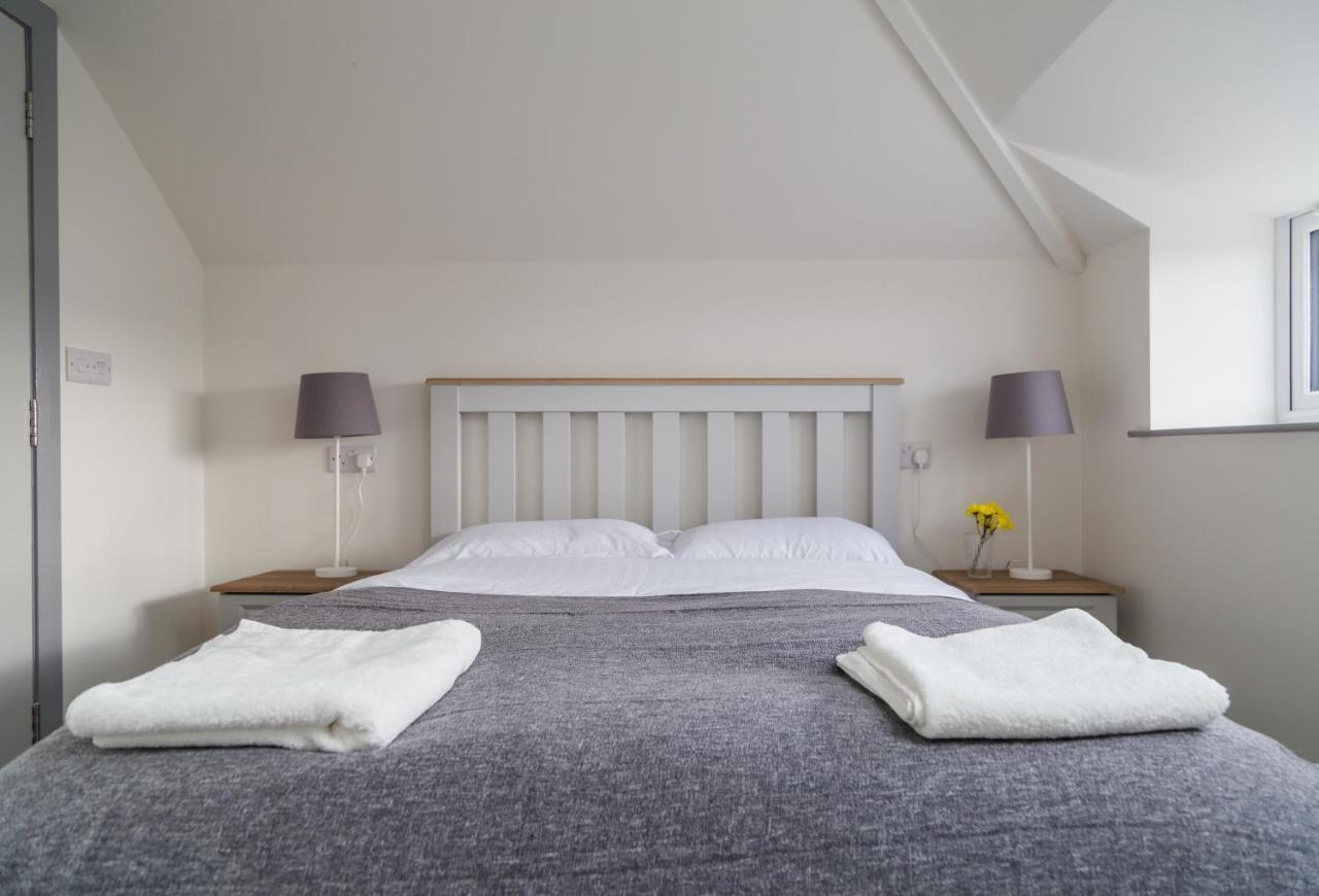 White Hall Portrush Buitenkant foto