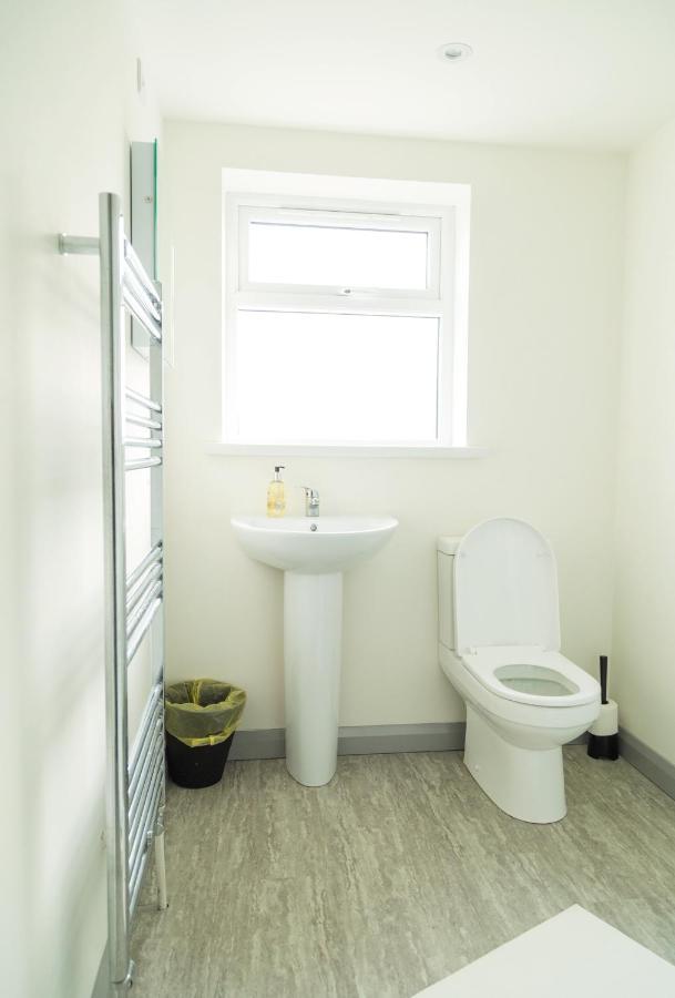 White Hall Portrush Buitenkant foto