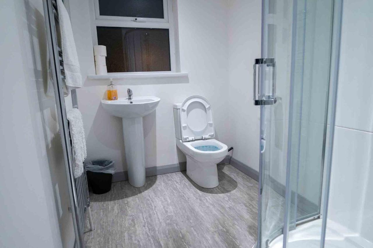White Hall Portrush Buitenkant foto