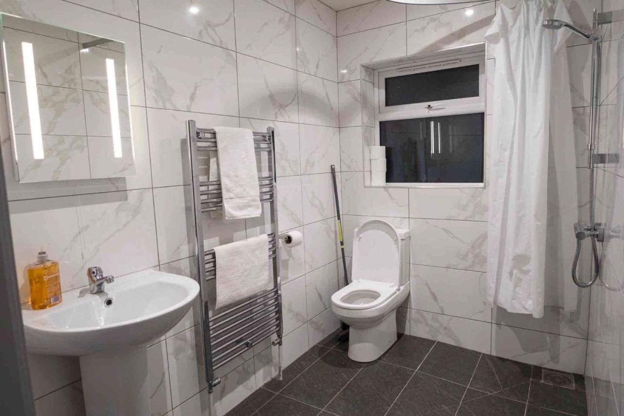 White Hall Portrush Buitenkant foto